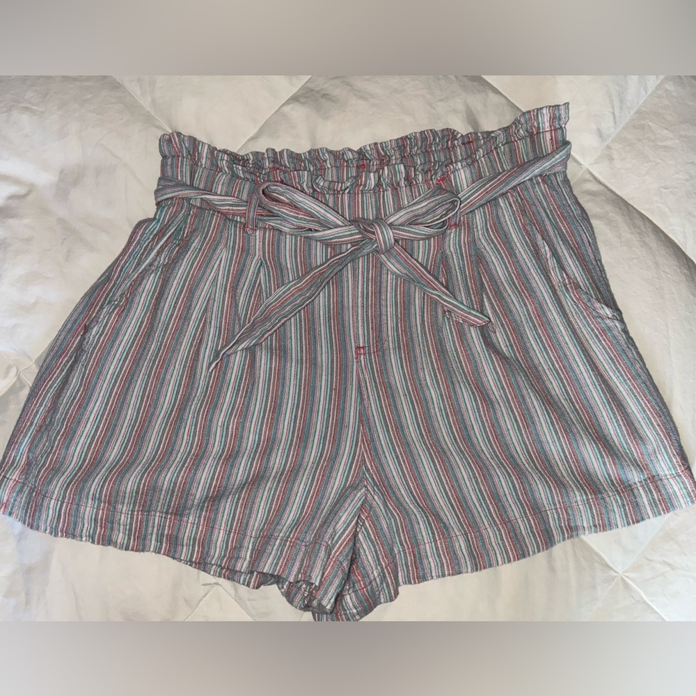 American Eagle High-Waisted Shorts